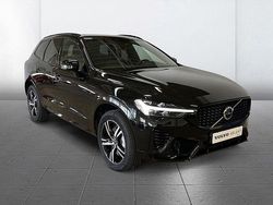 Svart Begagnad 2022 Volvo XC60 R-Design SUV | 399 600 kr (Lite dyr)