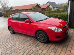 Röd Begagnad 2008 Hyundai i30 Halvkombi | 20 000 kr (Marknadspris)