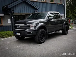 Grå Begagnad 2018 Ford F-150 Lariat Pickup | 489 900 kr