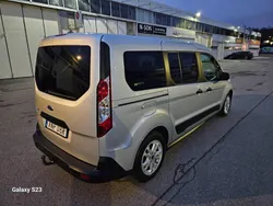 Grå Begagnad 2019 Ford Tourneo Minibuss | 164 900 kr (Superpris)