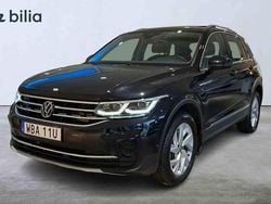 Svart Begagnad 2024 VW Tiguan SUV | 399 900 kr (Lite dyr)