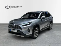 Silver Begagnad 2023 Toyota RAV4 Hybrid Executive SUV | 469 900 kr (Marknadspris)