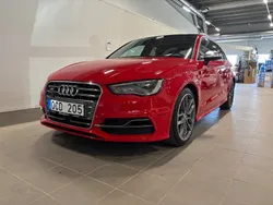 Röd Begagnad 2013 Audi S3 Halvkombi | 279 900 kr (Marknadspris)