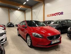 Röd Begagnad 2012 Volvo V40 Momentum Kombi | 74 900 kr (Marknadspris)
