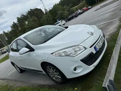 Vit Begagnad 2011 Renault Mégane III Halvkombi | 50 000 kr (Bra pris)