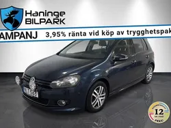 Grå Begagnad 2012 VW Golf VII Dark Label Halvkombi | 99 500 kr (Marknadspris)