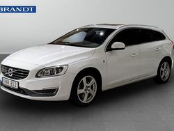 Vit Begagnad 2015 Volvo V60 Business Edition Kombi | 134 900 kr (Marknadspris)