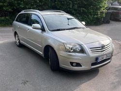 Silver Begagnad 2007 Toyota Avensis Kombi | 44 000 kr (Marknadspris)