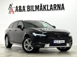 Svart Begagnad 2017 Volvo V90 CC Plus Kombi | 254 900 kr (Marknadspris)