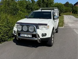 Vit Begagnad 2011 Mitsubishi L200 Pickup | 135 000 kr