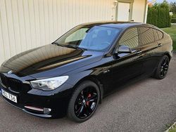 Svart Begagnad 2011 BMW 530 Gran Turismo Halvkombi | 120 000 kr (Marknadspris)