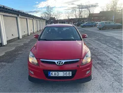 Röd Begagnad 2009 Hyundai i30 Halvkombi | 25 000 kr (Marknadspris)