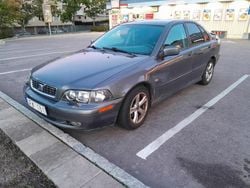 Grå Begagnad 2004 Volvo S40 Sedan | 17 000 kr (Marknadspris)
