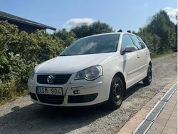 Vit Begagnad 2008 VW Polo Halvkombi | 26 990 kr (Bra pris)