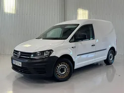 Vit Begagnad 2018 VW Caddy Minibuss | 129 900 kr (Marknadspris)