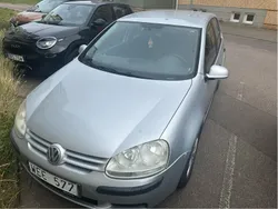 Silver Begagnad 2005 VW Golf IV Trendline Halvkombi | 20 000 kr (Bra pris)