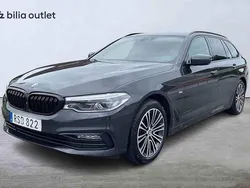 Grå Begagnad 2017 BMW 520 Shadowline Kombi | 259 900 kr