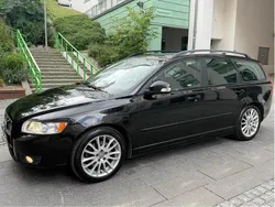 Svart Begagnad 2011 Volvo V50 Momentum Kombi | 49 500 kr (Marknadspris)