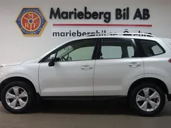 Vit Begagnad 2013 Subaru Forester SUV | 159 900 kr (Marknadspris)
