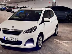 Vit Begagnad 2016 Peugeot 108 Halvkombi | 89 000 kr (Bra pris)
