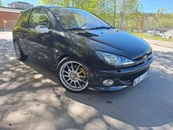 Svart Begagnad 2005 Peugeot 206 RC Halvkombi | 41 000 kr (Dyr)
