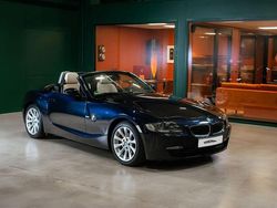 Mörkblå Begagnad 2006 BMW Z4 Advantage Cab | 189 900 kr (Marknadspris)