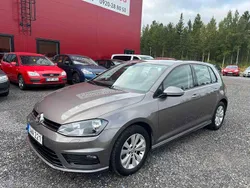Grå Begagnad 2015 VW Golf VII Halvkombi | 109 900 kr (Marknadspris)
