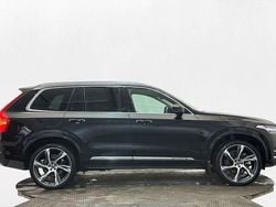 Svart Begagnad 2021 Volvo XC90 Inscription SUV | 624 900 kr (Marknadspris)
