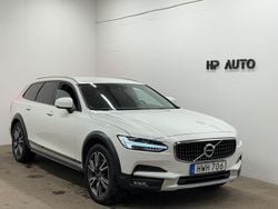 Vit Begagnad 2018 Volvo V90 CC Momentum Kombi | 234 000 kr (Marknadspris)