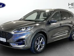 Silver Begagnad 2022 Ford Kuga Business Edition SUV | 274 900 kr (Marknadspris)