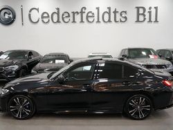 Svart Begagnad 2020 BMW 330 M Sport Sedan | 389 900 kr