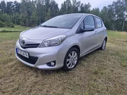 Silver Begagnad 2012 Toyota Yaris Active Halvkombi | 39 000 kr (Bra pris)