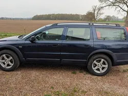 Blå Begagnad 2001 Volvo XC70 SUV | 29 999 kr (Bra pris)