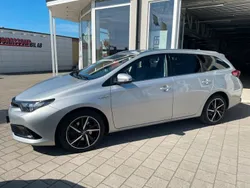 Silver Begagnad 2018 Toyota Auris Touring Sports Comfort Kombi | 169 000 kr (Marknadspris)