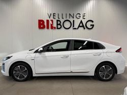 Vit Begagnad 2020 Hyundai Ioniq Premium Halvkombi | 169 500 kr (Marknadspris)