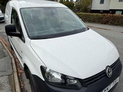 Vit Begagnad 2015 VW Caddy Minibuss | 69 000 kr (Bra pris)