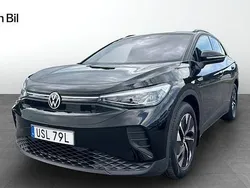 Svart Begagnad 2021 VW ID.4 Pro Performance SUV | 319 900 kr (Dyr)