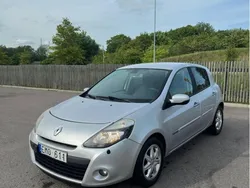 Silver Begagnad 2011 Renault Clio R.S. Halvkombi | 21 000 kr (Marknadspris)
