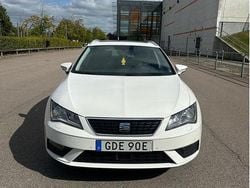 Vit Begagnad 2019 Seat Leon ST Style Kombi | 141 000 kr (Marknadspris)