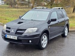 Svart Begagnad 2006 Mitsubishi Outlander SUV | 29 900 kr (Bra pris)