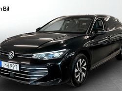 Svart Begagnad 2024 VW Passat Business Kombi | 339 900 kr (Dyr)