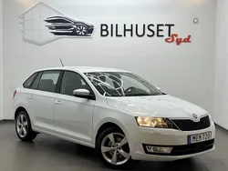 Vit Begagnad 2015 Skoda Rapid Halvkombi | 118 500 kr (Lite dyr)