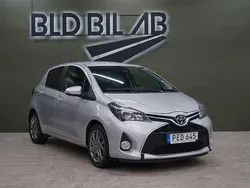 Silver Begagnad 2016 Toyota Yaris Multidrive S Halvkombi | 149 900 kr (Marknadspris)
