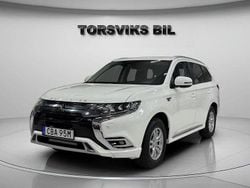 Vit Begagnad 2019 Mitsubishi Outlander P-HEV SUV | 189 900 kr (Marknadspris)