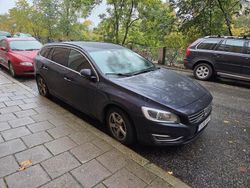 Blå Begagnad 2016 Volvo V60 Momentum Kombi | 90 000 kr (Bra pris)