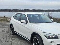 Vit Begagnad 2011 BMW X1 SUV | 85 000 kr (Bra pris)