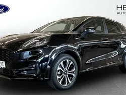 Svart (black) Begagnad 2022 Ford Puma ST-Line Halvkombi | 209 900 kr (Bra pris)