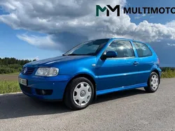 Blå Begagnad 2002 VW Polo Comfortline Halvkombi | 39 900 kr