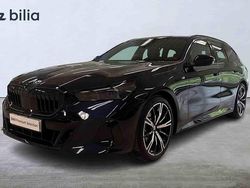 Svart Begagnad 2025 BMW 520 Kombi | 599 900 kr (Lite dyr)