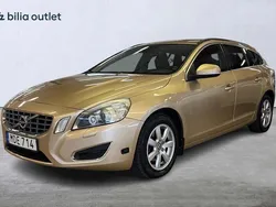Ljusbrun Begagnad 2011 Volvo V60 Momentum Kombi | 74 900 kr (Superpris)